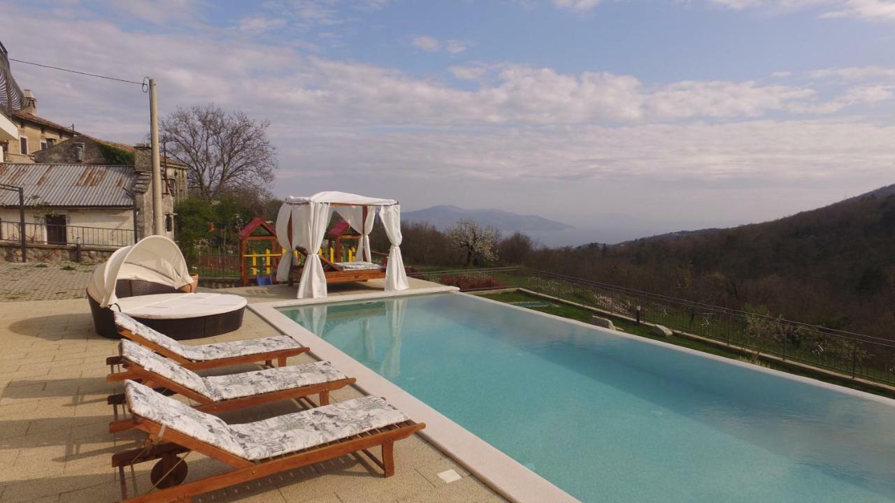 Mošćenička Draga Villa Bambi מראה חיצוני תמונה